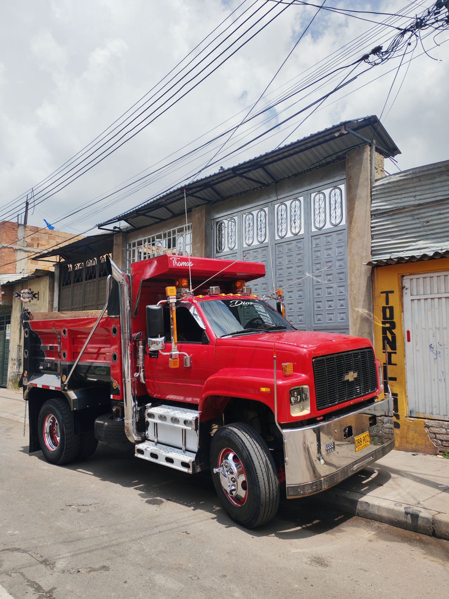 ServiVolquetas — Volqueta en servicio